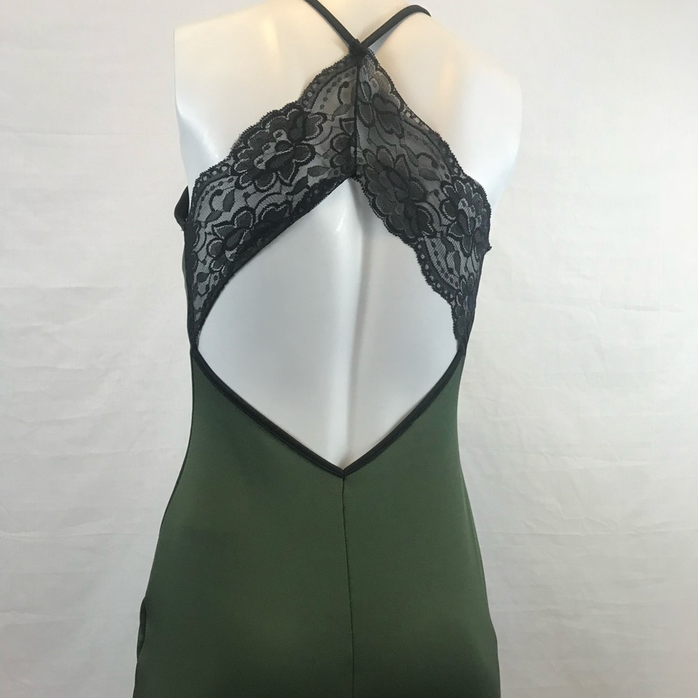 Elegant Green Midi Dress